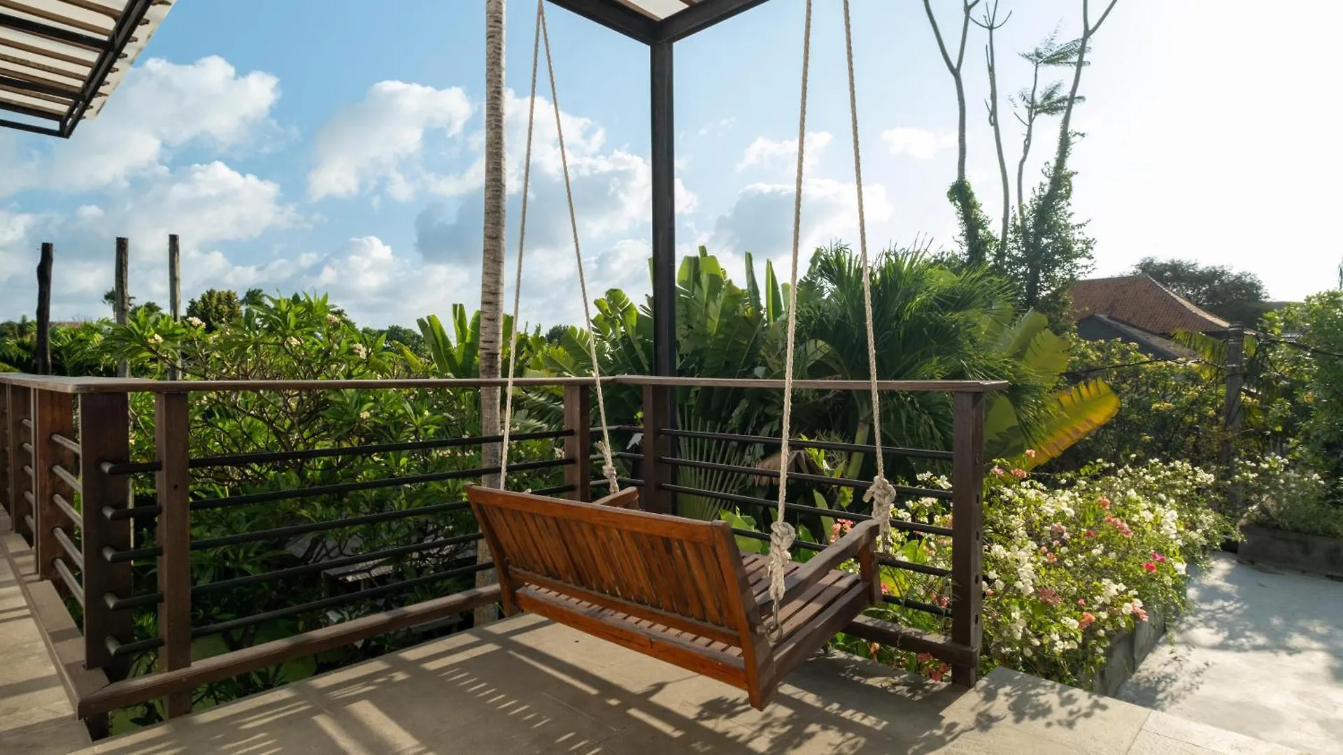 Niconico Mansion By Villa Finder Seminyak