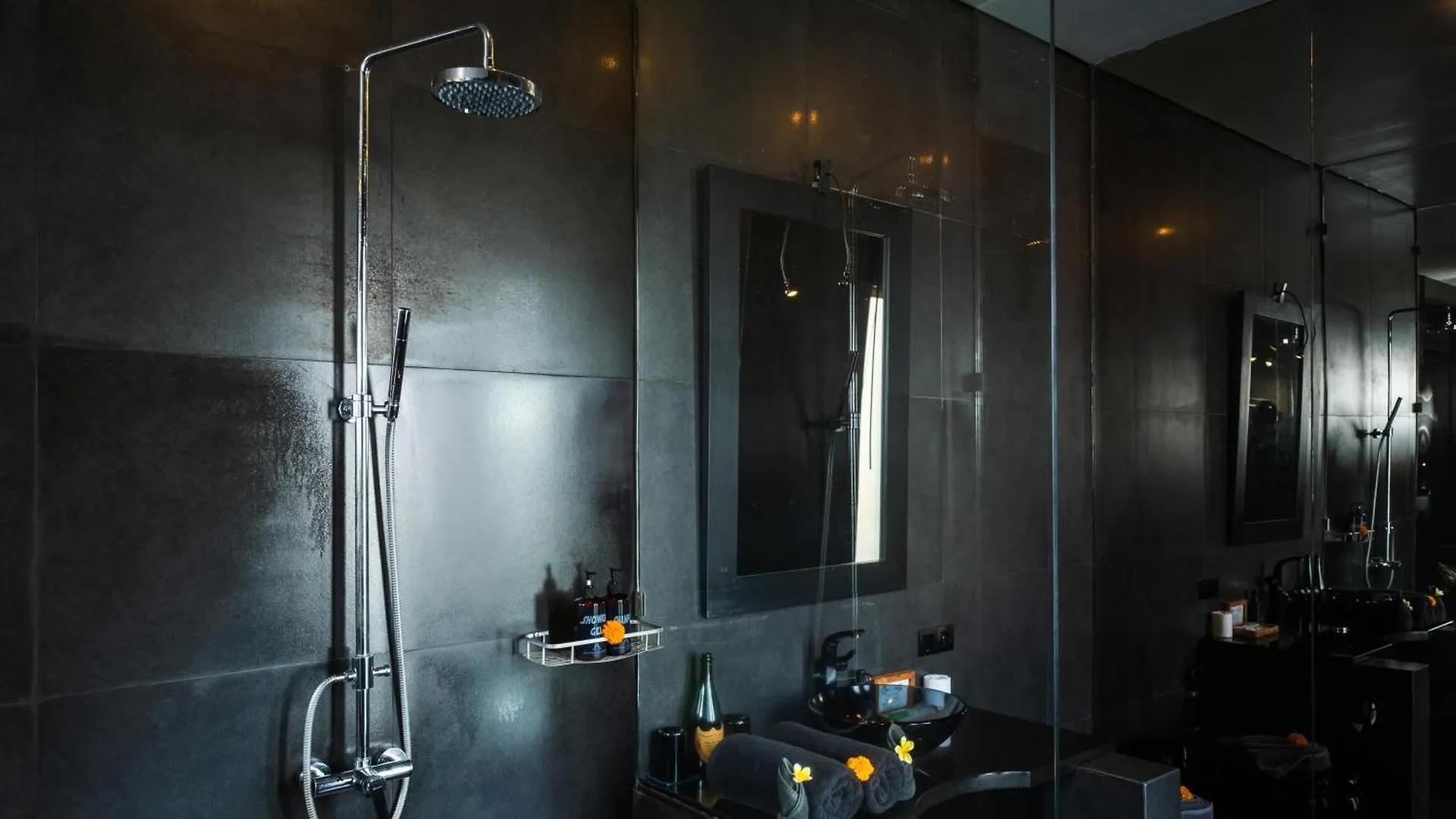 Niconico Mansion By Villa Finder Seminyak 0*,